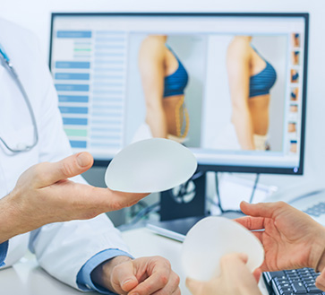 Cirugía de implante de senos